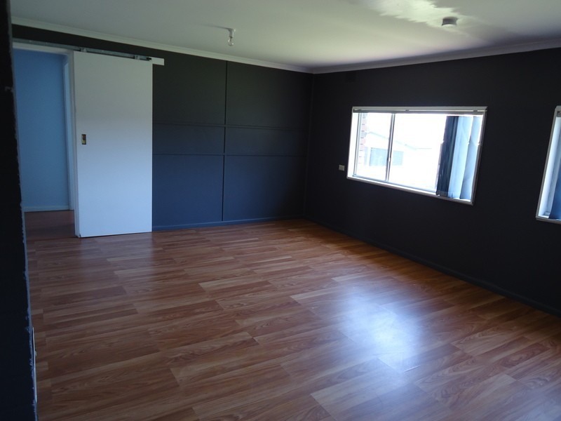 111 Rawlinson Street, Bega NSW 2550