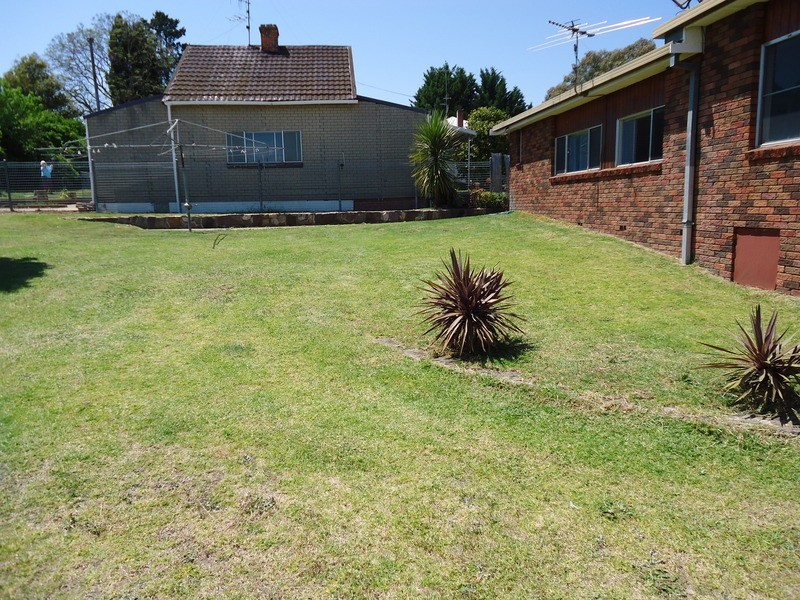 111 Rawlinson Street, Bega NSW 2550