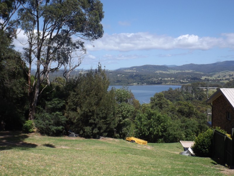 4 Lakewood Drive, Merimbula NSW 2548