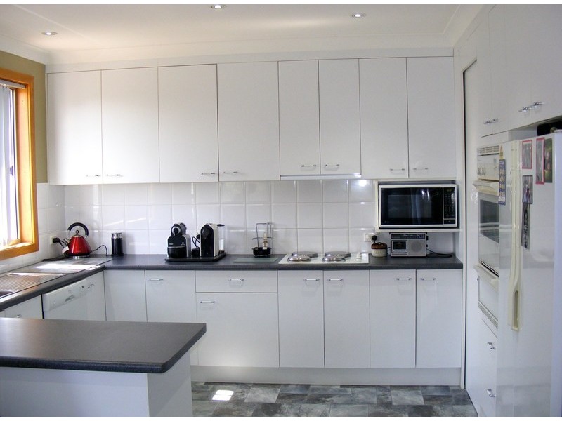 5  Glebe Avenue, Bega NSW 2550