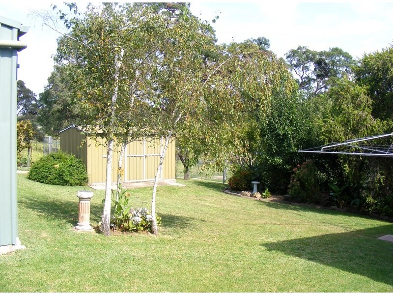 5  Glebe Avenue, Bega NSW 2550