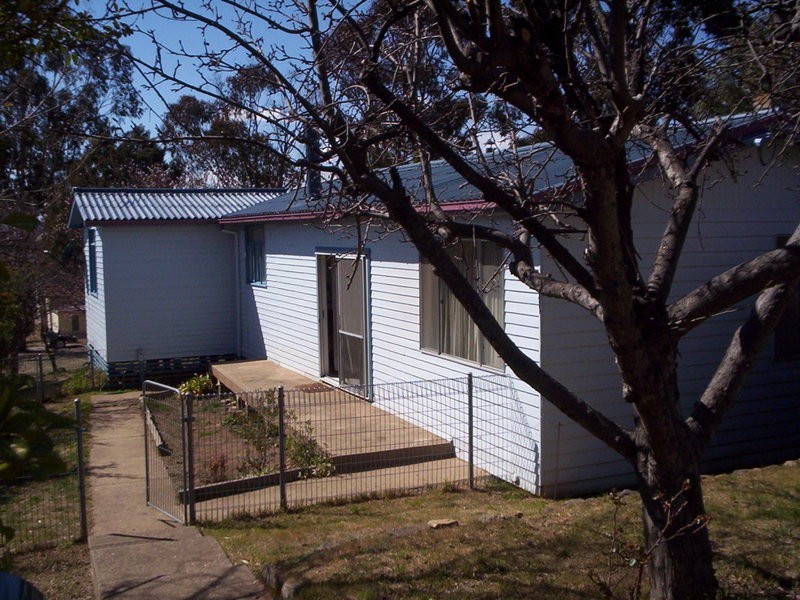 66 Orana Avenue, Cooma NSW 2630