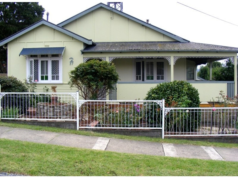 57 Upper Street, Bega NSW 2550