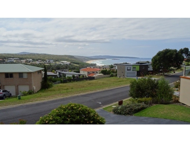 15 Bournda Circuit, Tura Beach NSW 2548