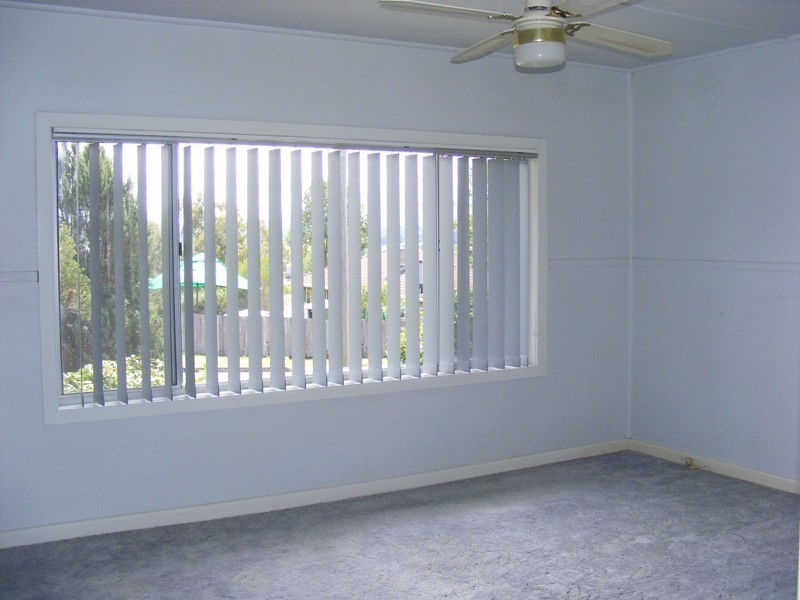 4 Taronga Cres, Bega NSW 2550