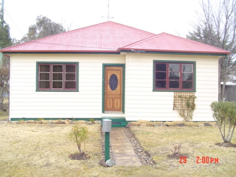 7  William St, Berridale NSW 2628