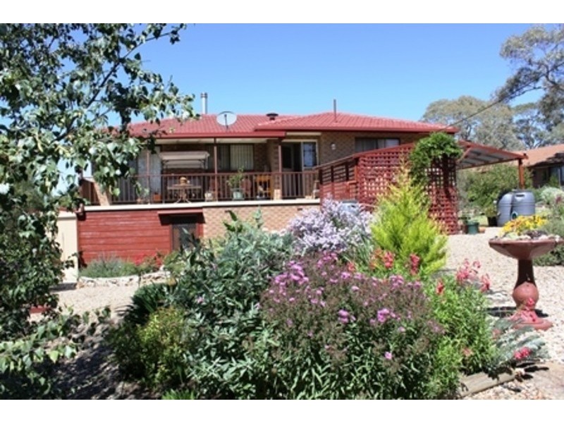 6 Balli Place, Cooma NSW 2630