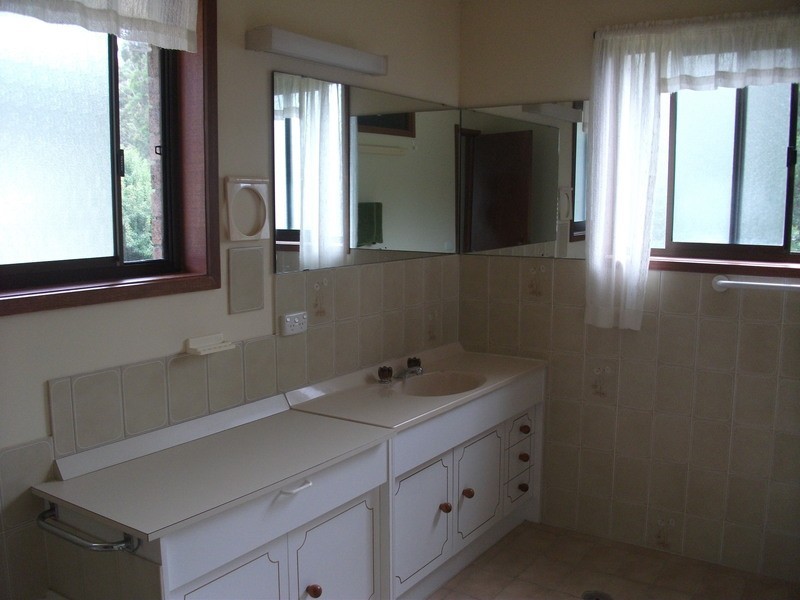 29 Jinjera Parade, Pambula Beach NSW 2549