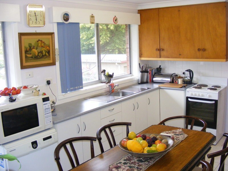 62 Ravenswood Street, Bega NSW 2550