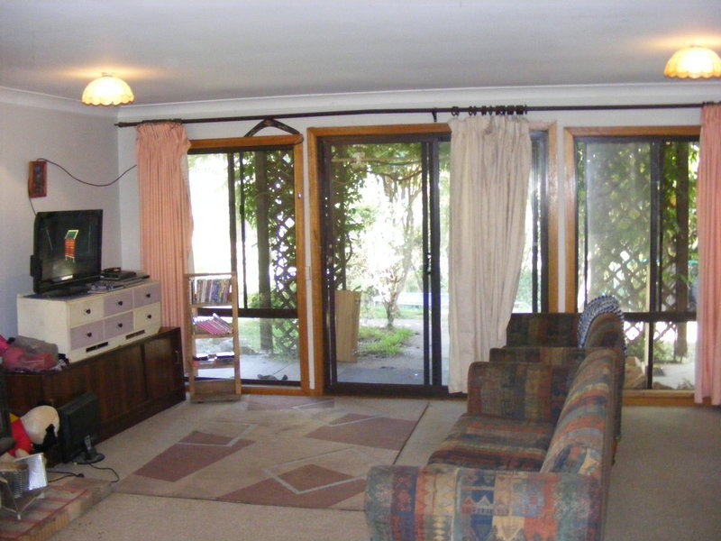 13  Gordon St, Quaama NSW 2550