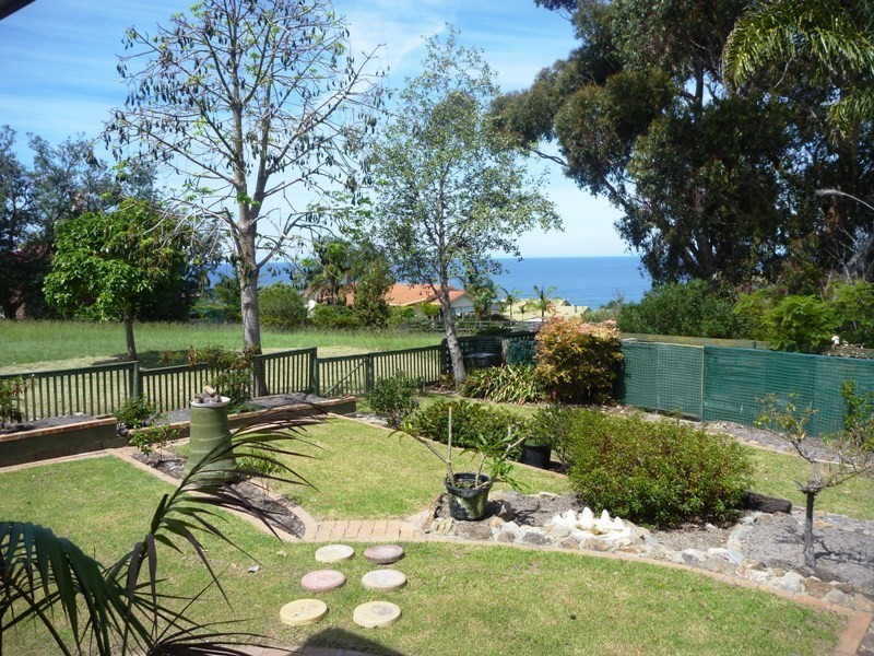 87 Golf Circuit, Tura Beach NSW 2548