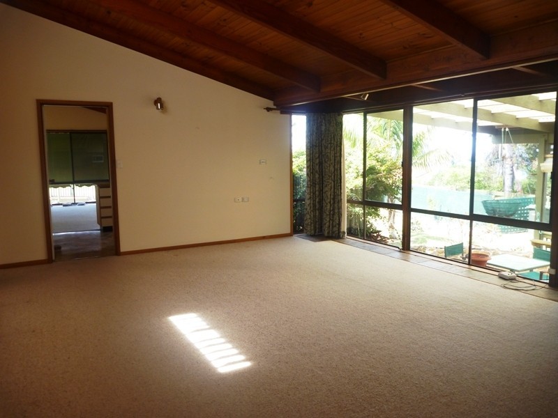 87 Golf Circuit, Tura Beach NSW 2548