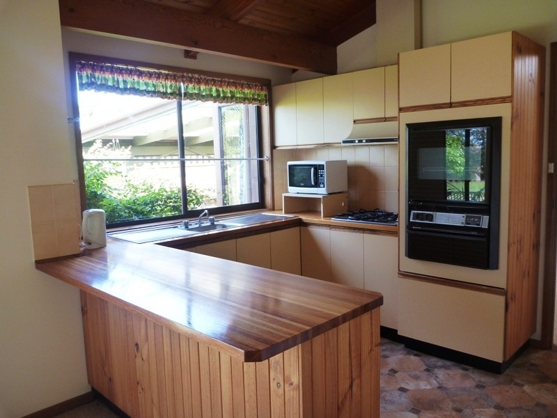 87 Golf Circuit, Tura Beach NSW 2548