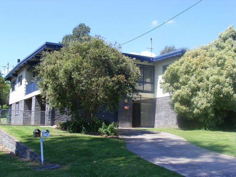 10 Koolgarra Drive, Bega NSW 2550