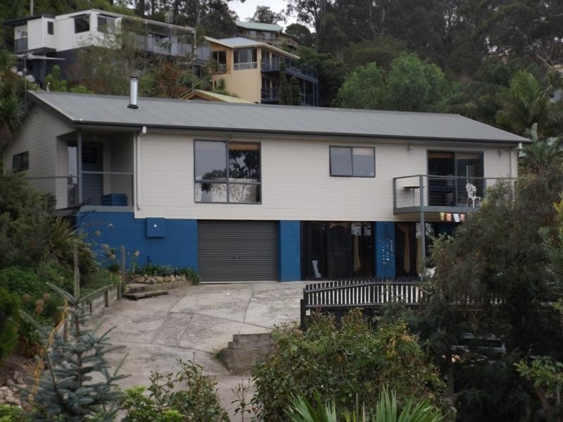 11 Kiama Pl, Merimbula NSW 2548