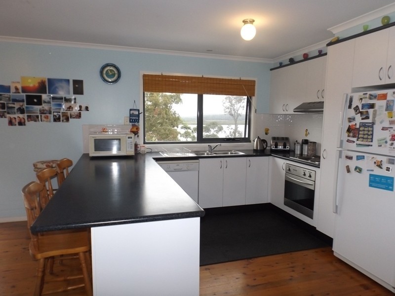 11 Kiama Pl, Merimbula NSW 2548