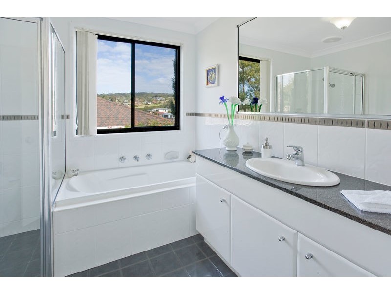 10 MacKillop Court, Tura Beach NSW 2548