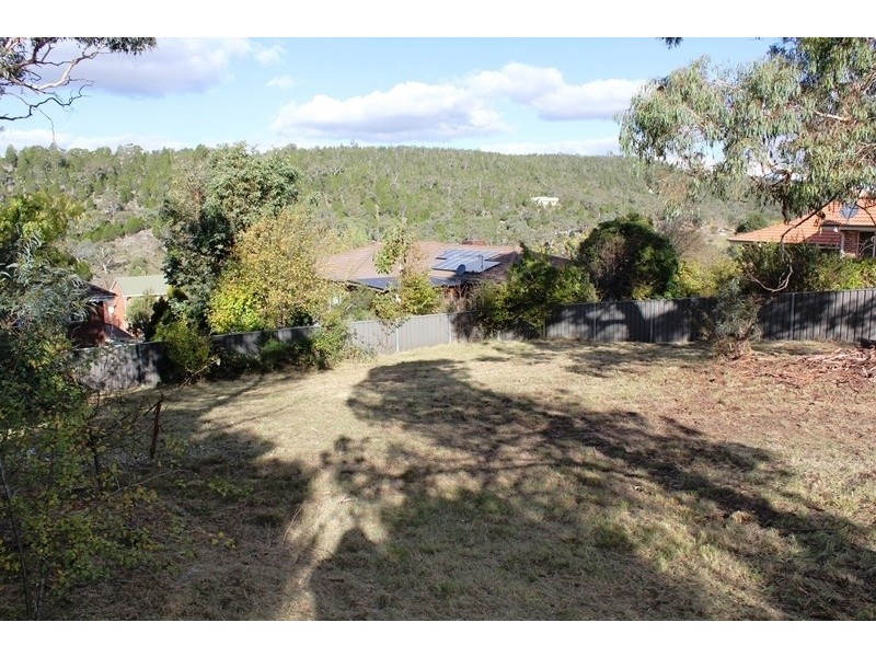 4 Stratos Place, Cooma NSW 2630