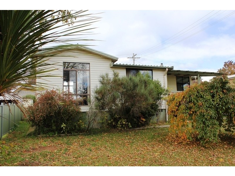 37 Wangie Street, Cooma NSW 2630