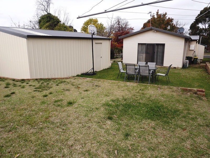 43 Baroona Ave, Cooma NSW 2630