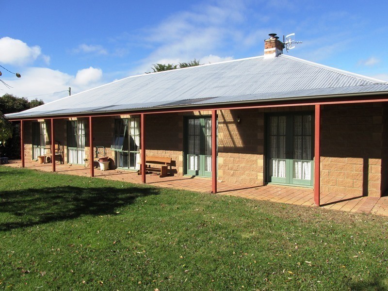 6 Wellesley Street, Bibbenluke NSW 2632