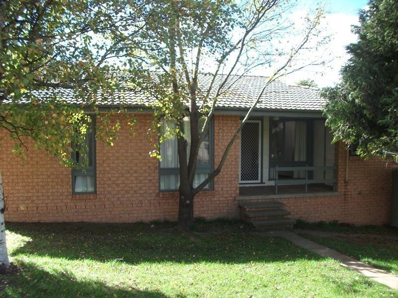 20 Stephens Street, Bombala NSW 2632