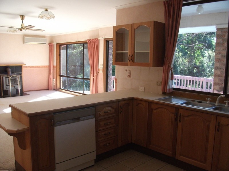 6 Woodland Drive, Merimbula NSW 2548