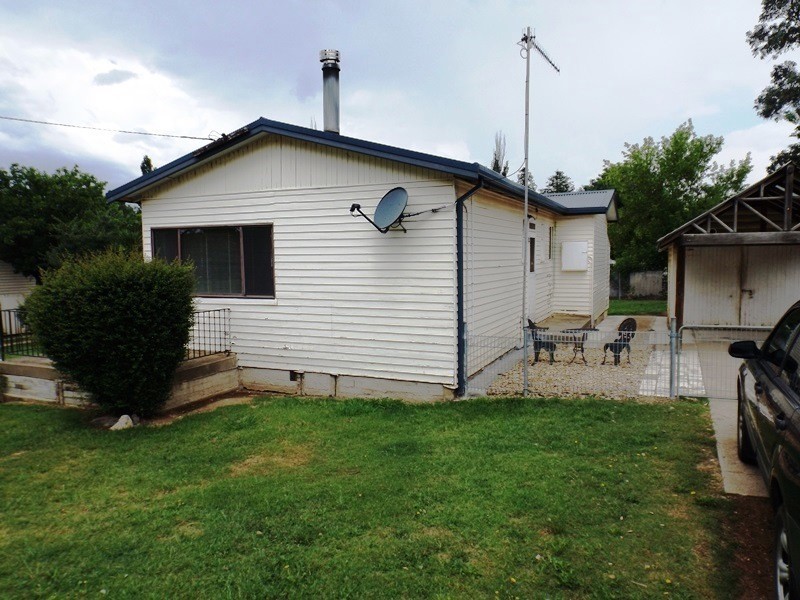 26  Namala Street, Cooma NSW 2630