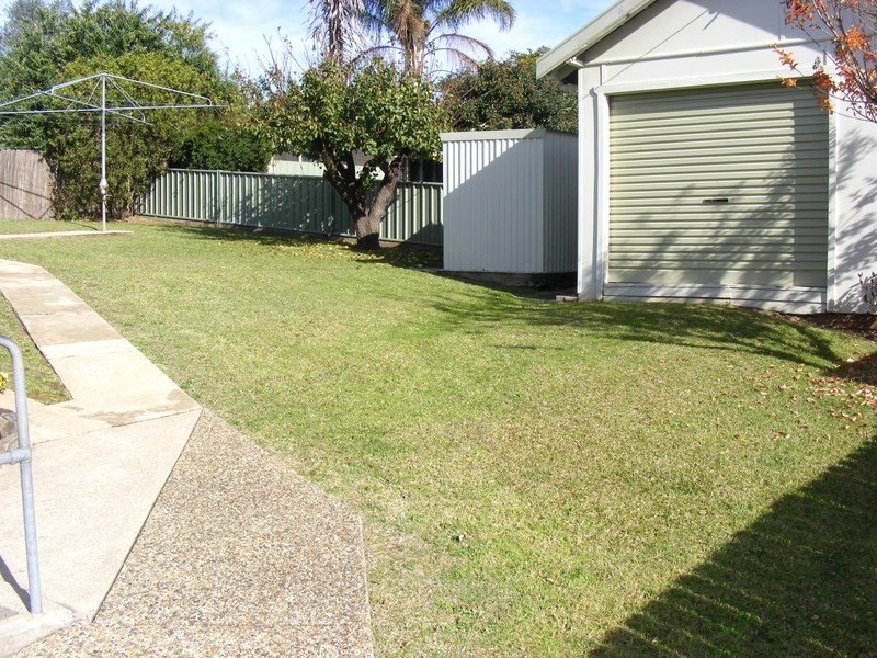 51 Eden Street, Bega NSW 2550