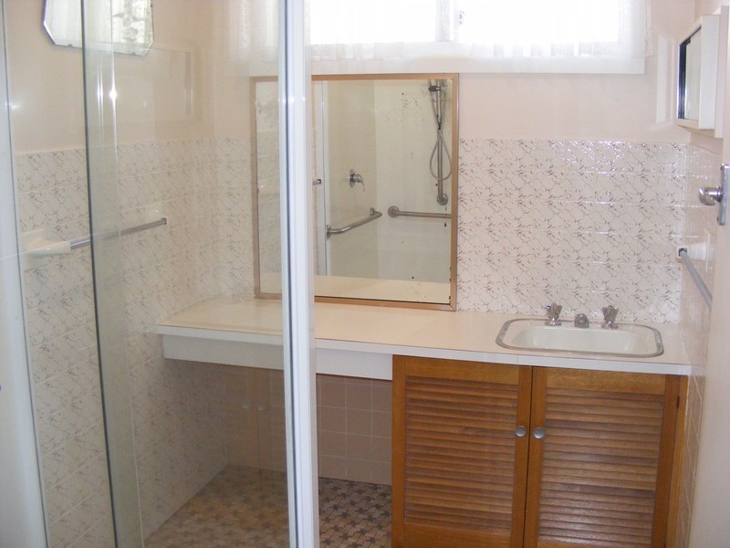 51 Eden Street, Bega NSW 2550