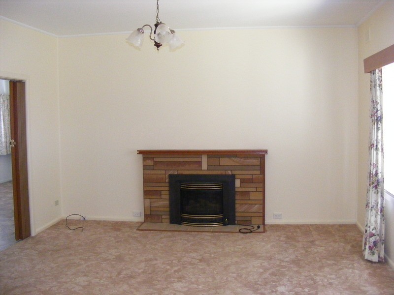 51 Eden Street, Bega NSW 2550