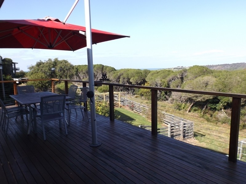 36 Surf Circle, Tura Beach NSW 2548