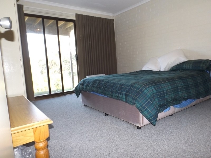 36 Surf Circle, Tura Beach NSW 2548