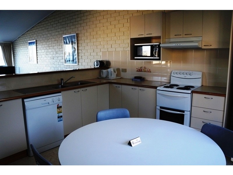 1/27 Beach Street, Merimbula NSW 2548