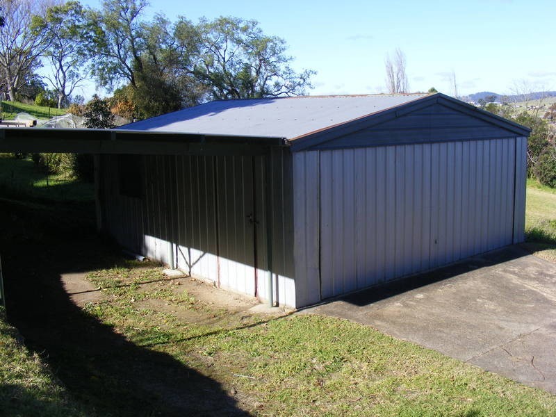 42 Belmore Street, Bega NSW 2550