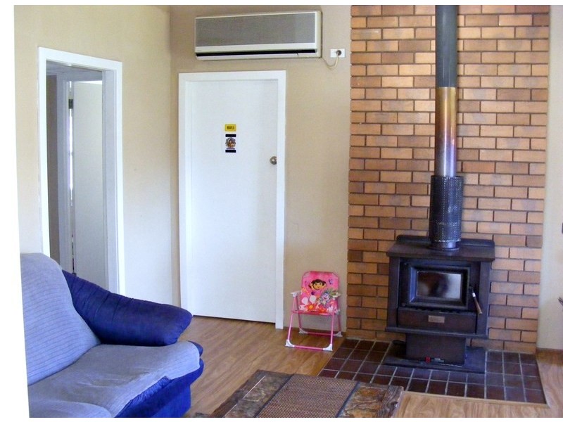 10 Wallace Street, Bega NSW 2550