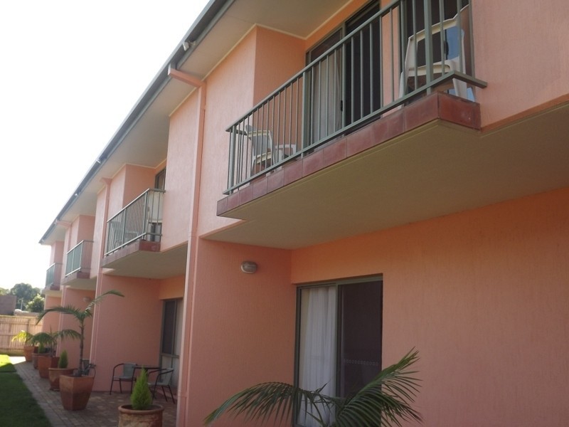 2/10 Marine Parade, Merimbula NSW 2548