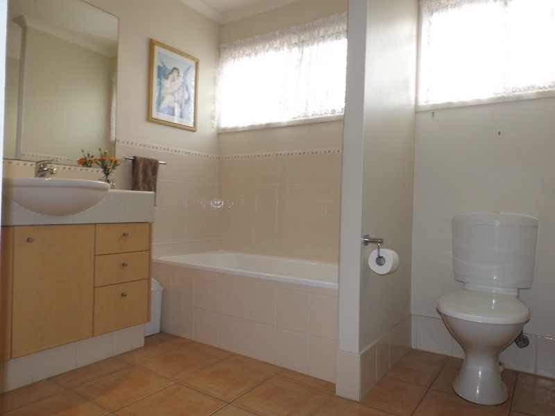 15 Hakea Place, Tura Beach NSW 2548