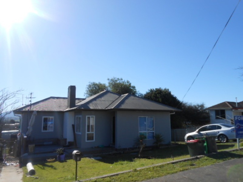 1 Blomfield Avenue, Bega NSW 2550