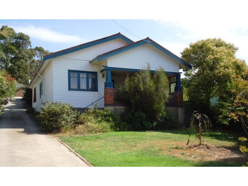 14  High Street, Bega NSW 2550