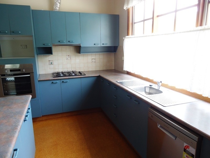 14  High Street, Bega NSW 2550