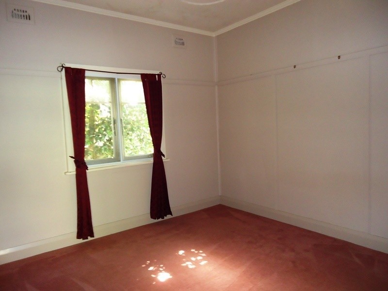 14  High Street, Bega NSW 2550