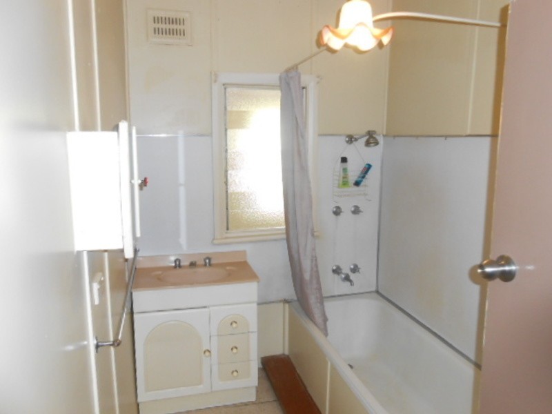 46-48 Parrabel Street, Bega NSW 2550