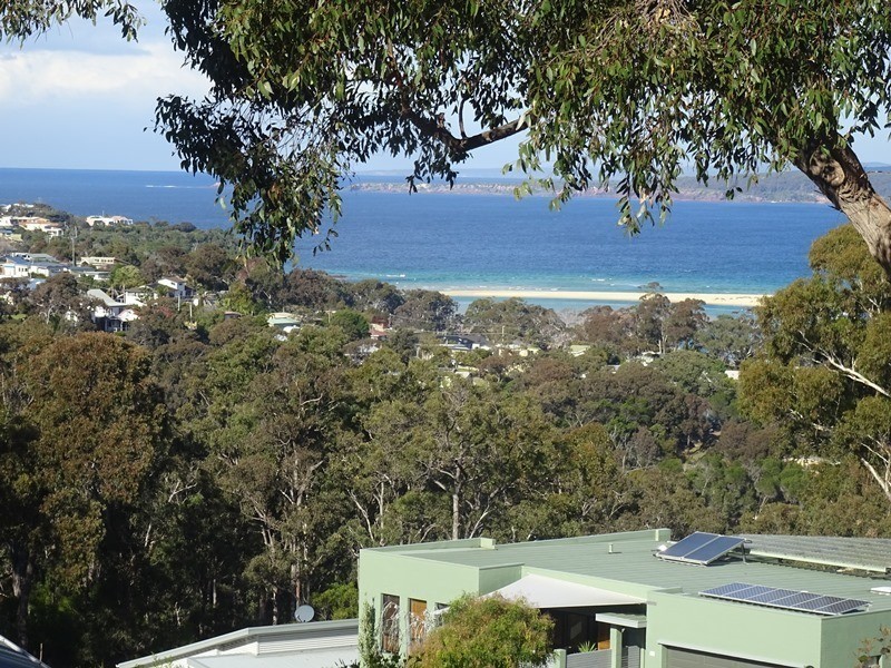 206 Mirador Drive, Mirador NSW 2548