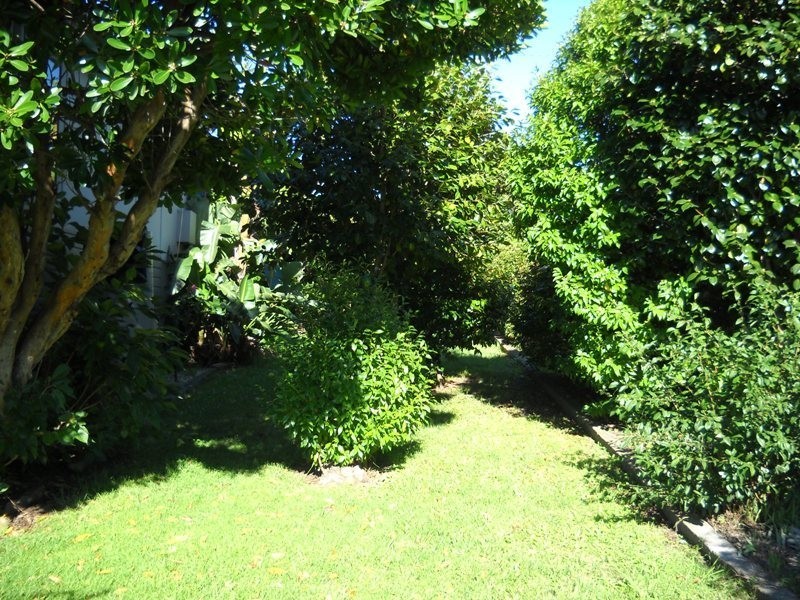 2  Maling Street, Eden NSW 2551