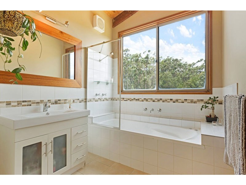 33 Boggy Creek Road, Millingandi NSW 2549