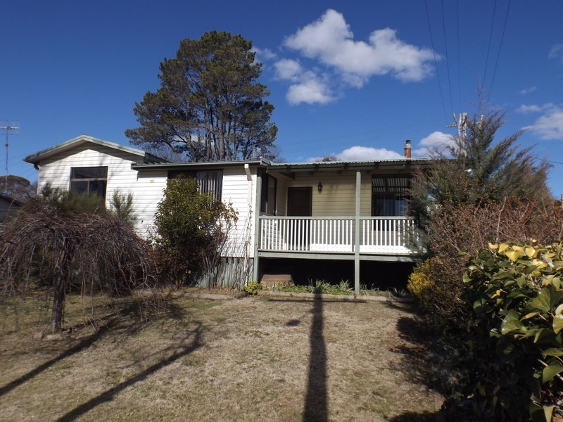 37 Wangie Street, Cooma NSW 2630