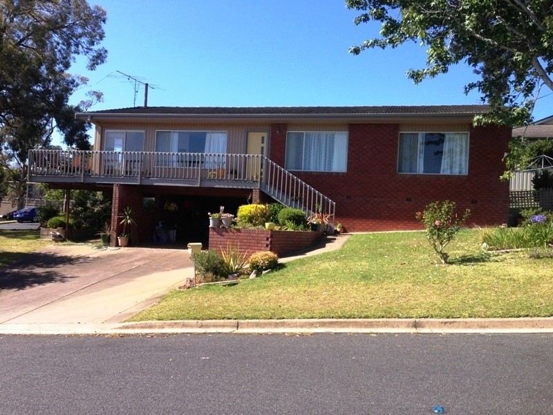 2 Bronwyn Close, Merimbula NSW 2548