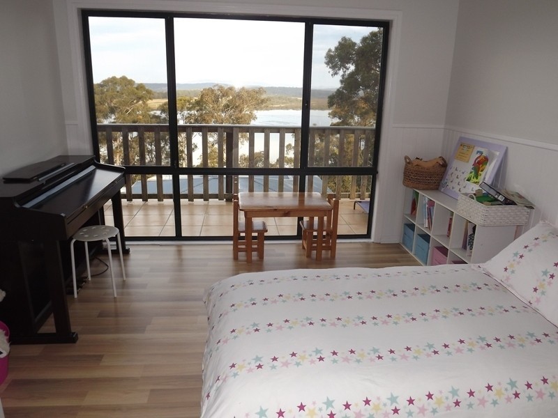 37 John Close, Merimbula NSW 2548