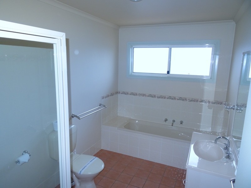 90 Main Street, Merimbula NSW 2548